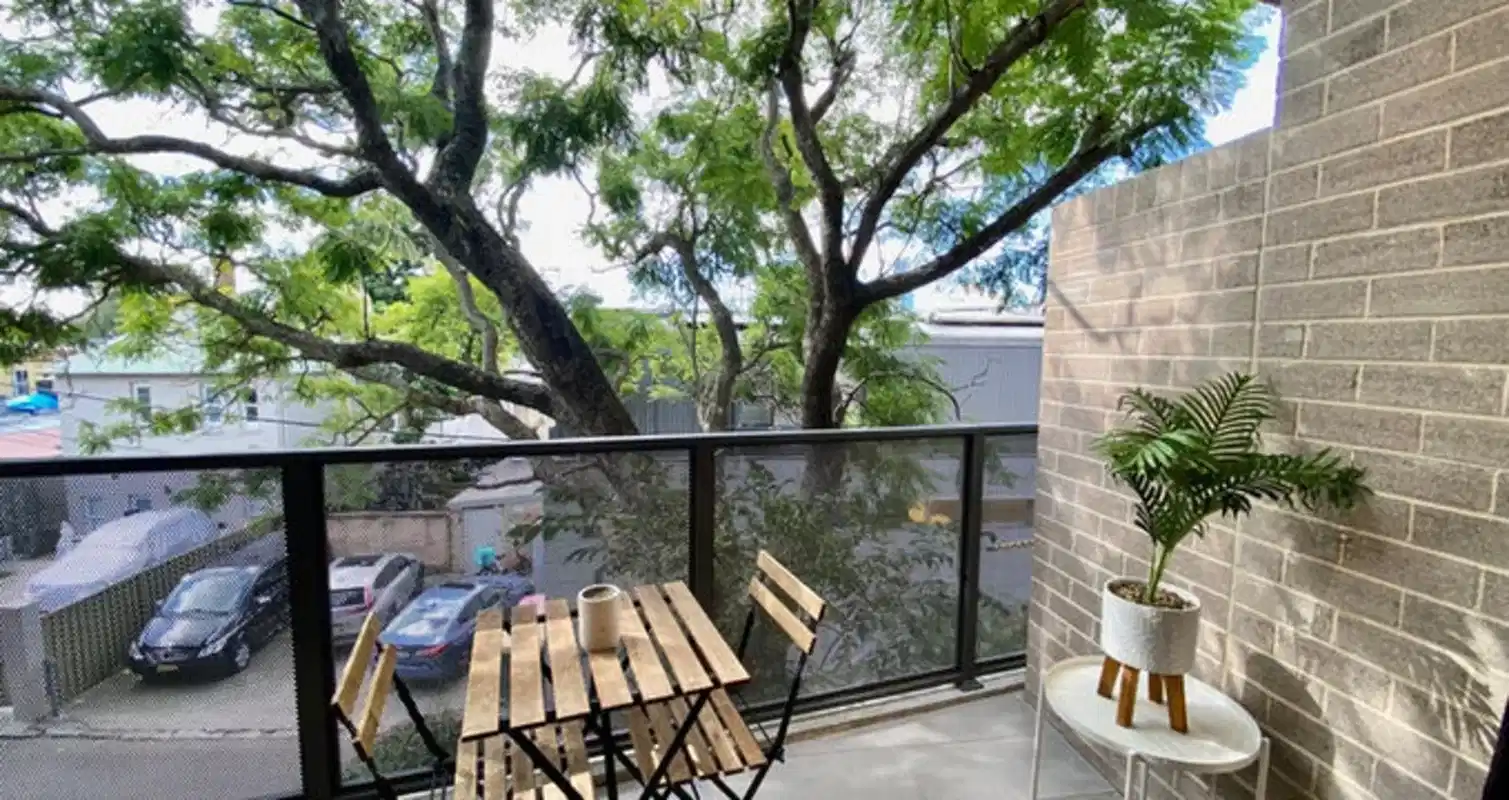 Derwent Lane, Glebe, Sydney image 9