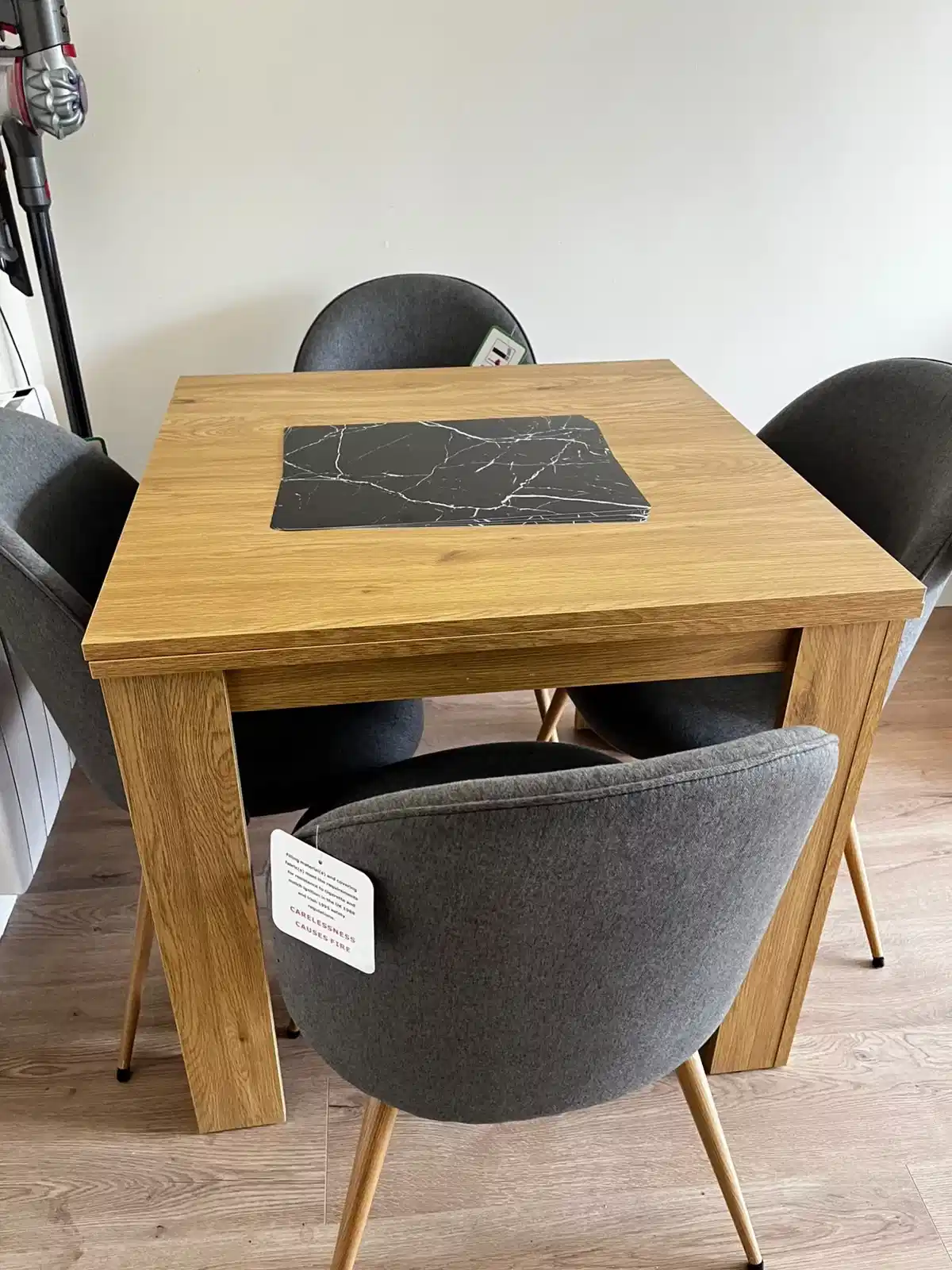 Room in a 2 Bedroom Apartment, 16 Emmet Lodge, Emmet Court, Dublin 8 D08 EY83 - Dublin, Ireland - Common Area