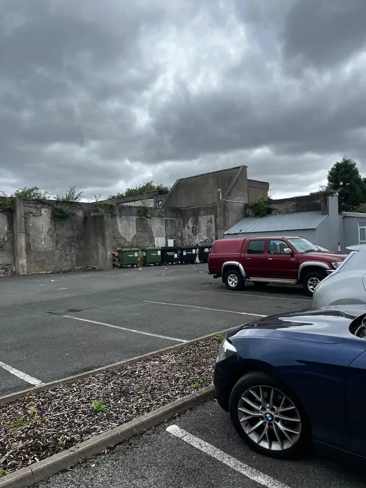 Room in a 2 Bedroom Apartment, 16 Emmet Lodge, Emmet Court, Dublin 8 D08 EY83 image 8