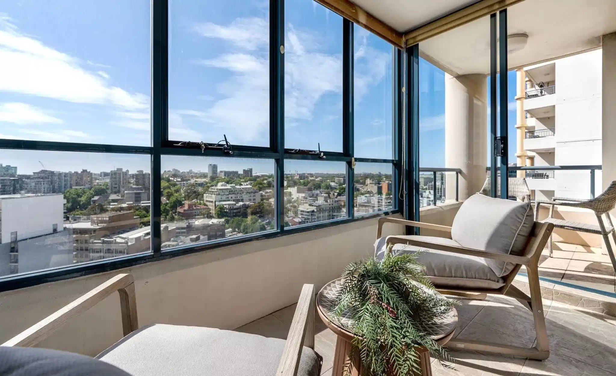 Room in a 3 Bedroom Apartment, 303 Castlereagh Street, Haymarket, Australia NSW 2000 3