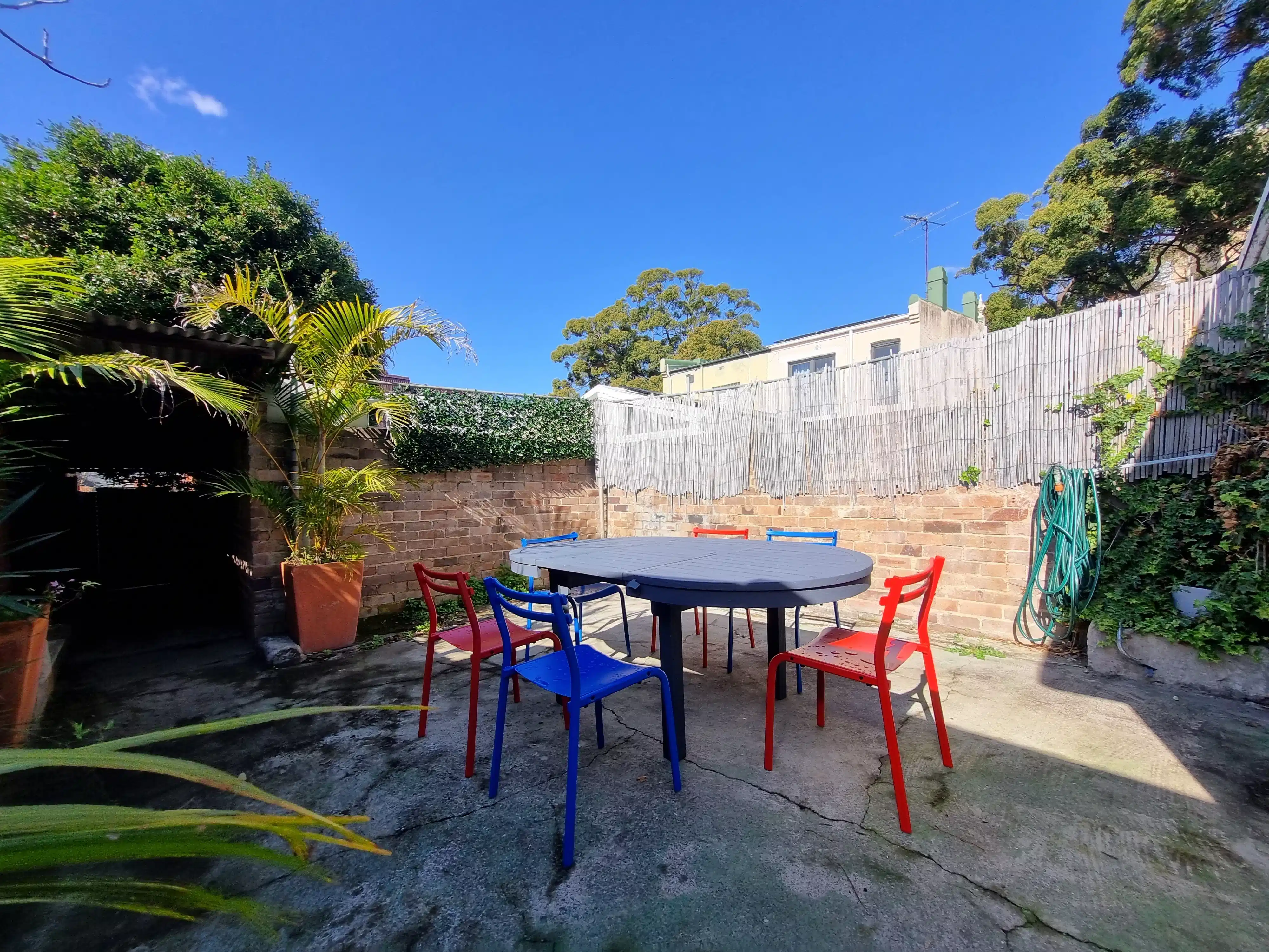 Room in a 5 Bedroom Apartment, 33 Young Street, Redfern, Australia NSW 2016 2