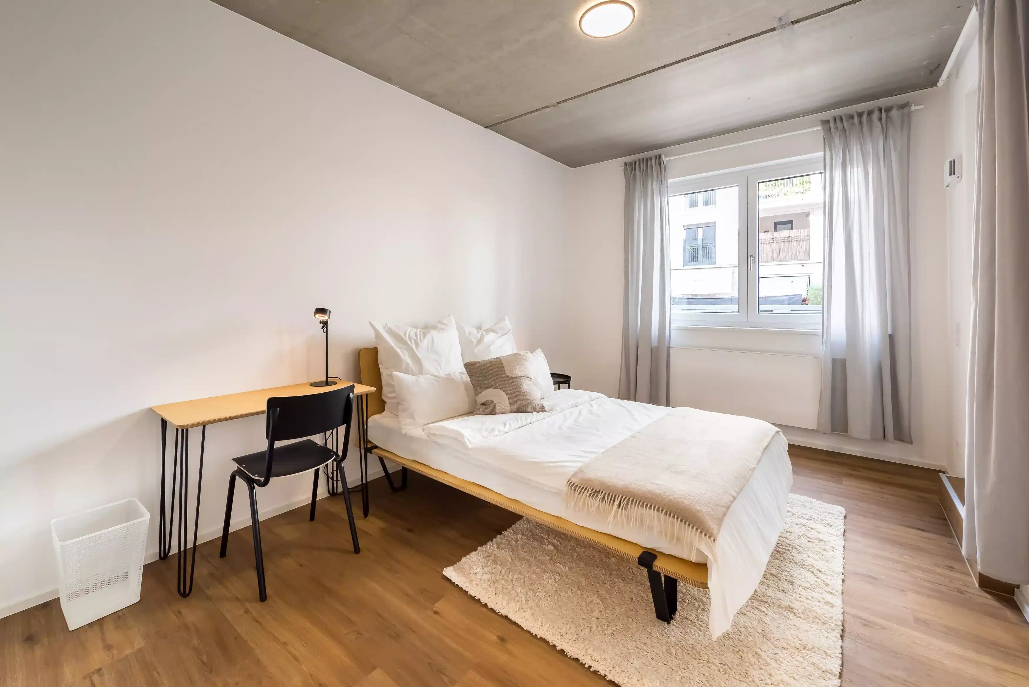 Room in 4 Bed 2 Bath