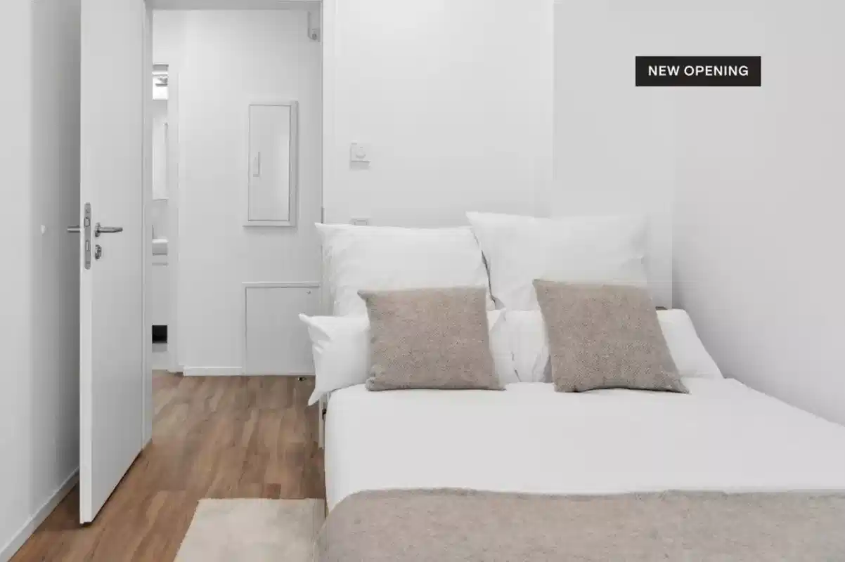 Room in 4 Bed 3 Bath