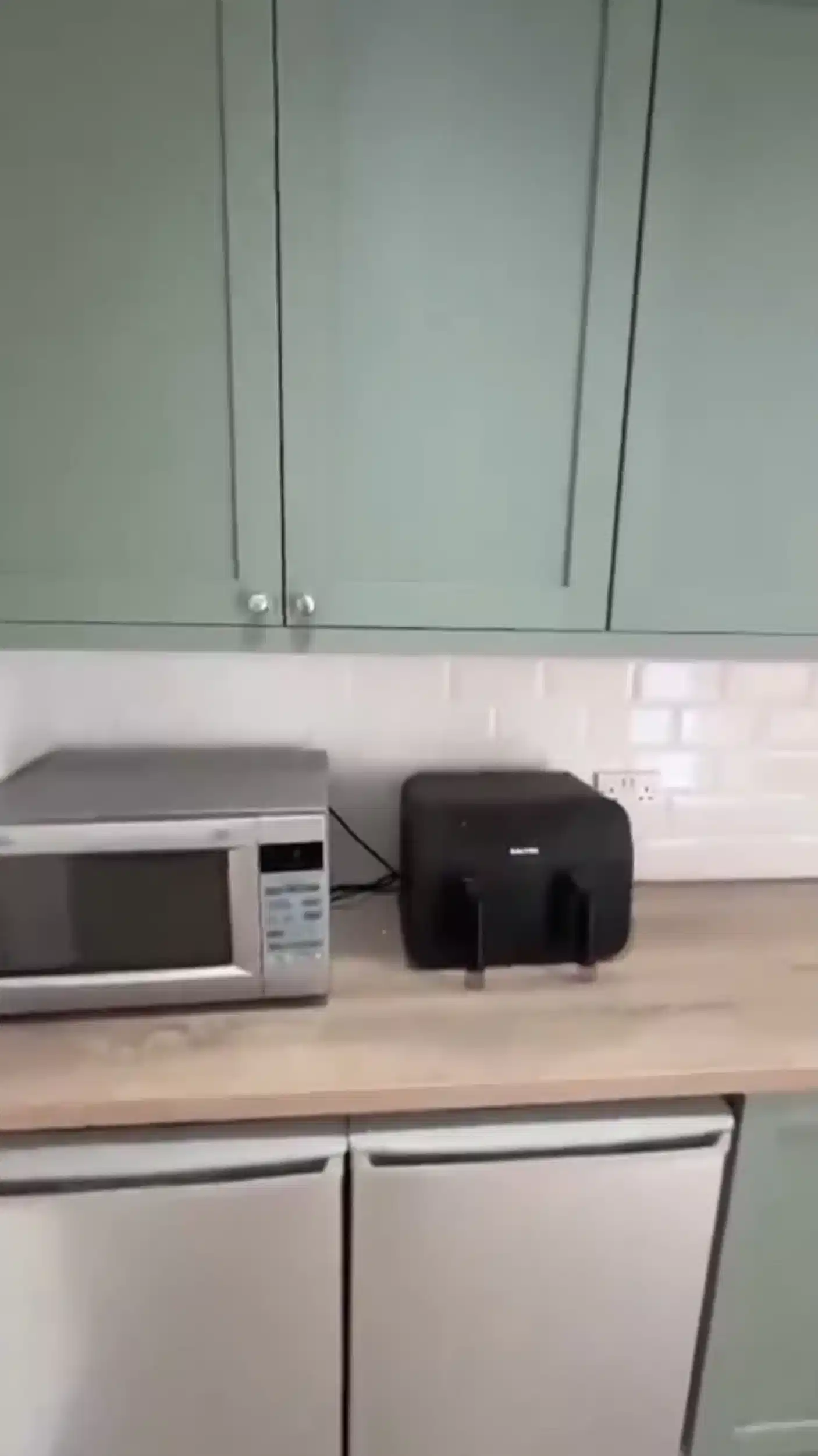 1a Brookfield Artane Dublin 5 - D05E7Y0, Dublin - Dublin, Ireland - Kitchen