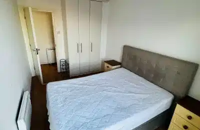 Room in a 4 Bedroom Apartment, Apartment 33, Elmfield Court, Clondalkin, Dublin 22, D22 DF80 - Dublin, Ireland - Bedroom