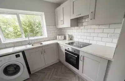Room in a 4 Bedroom Apartment, Apartment 71, North Quay Place, Pope's Quay Street, Cork, T23 Y0FD - Cork, Ireland - Kitchen