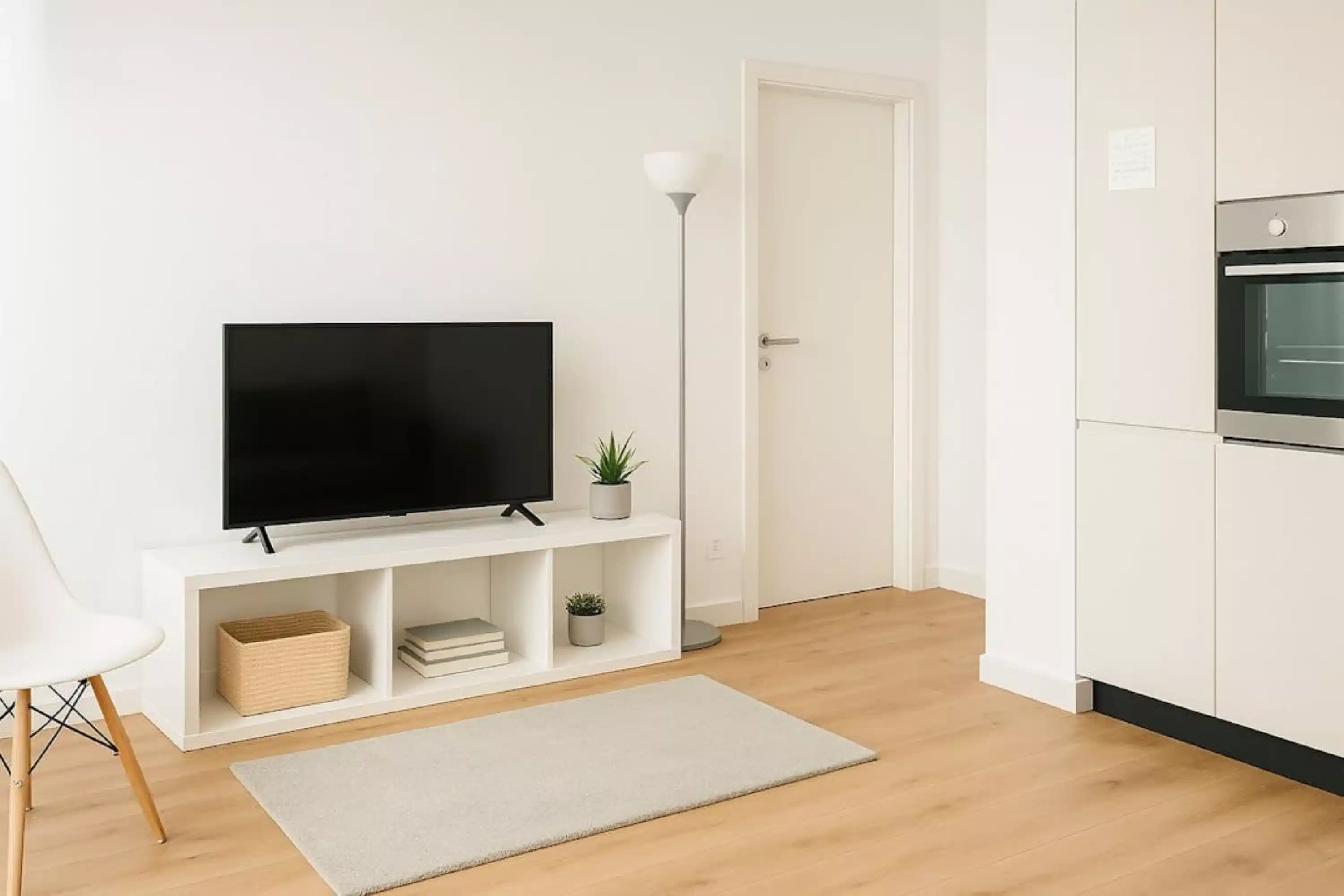 Room in a 4 Bedroom 1 Bathroom - Bathroom?w=400&h=260&fit=crop&q=40&auto=format&trim=auto