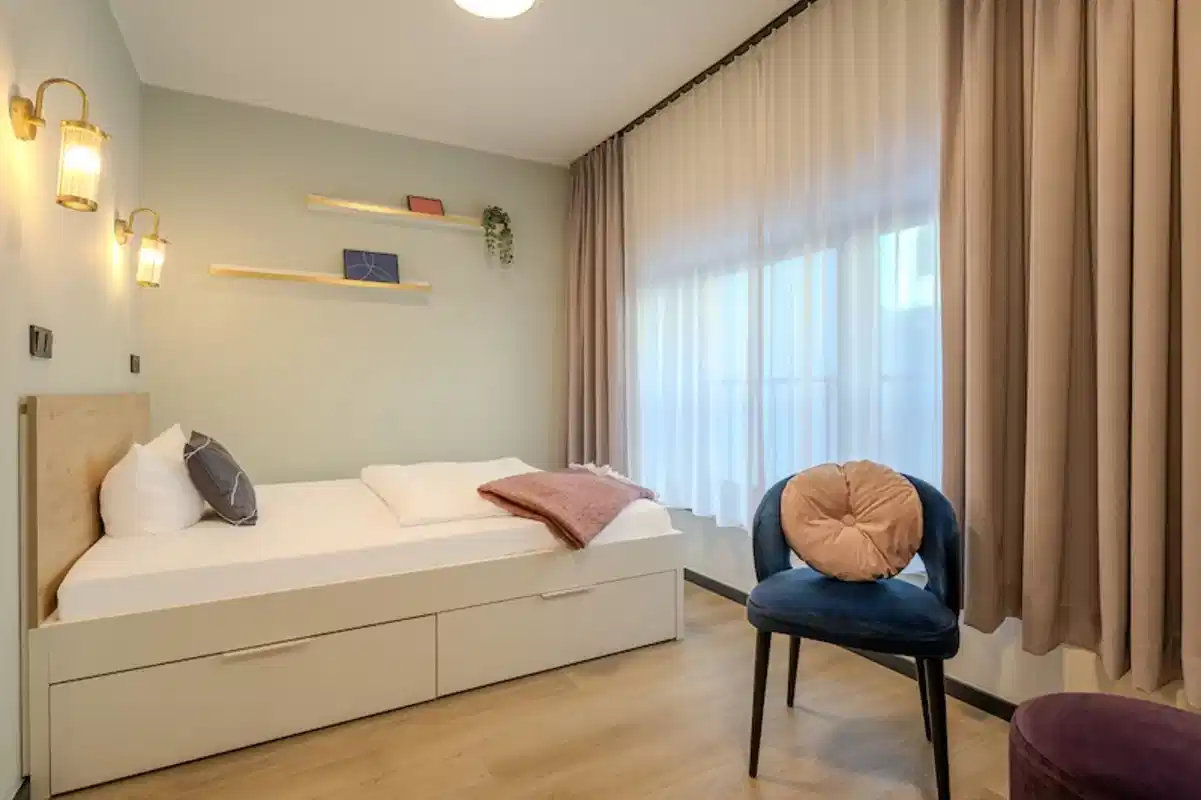 The Base, The Grand in Pankow