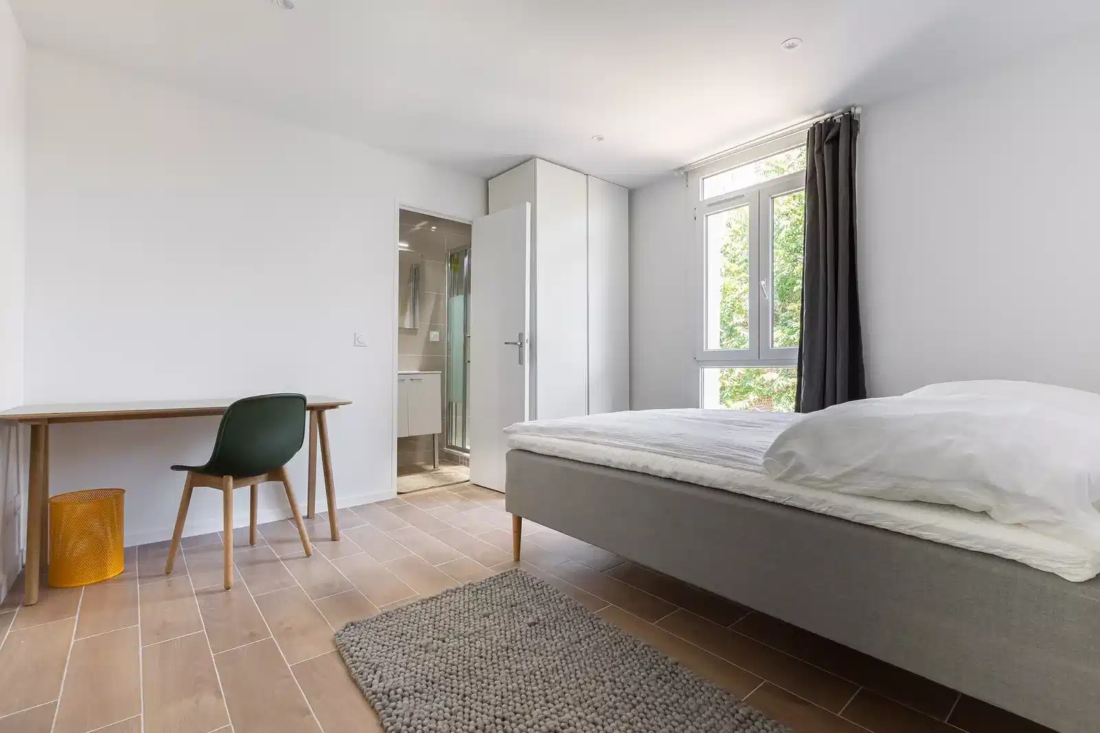 Marie Room 9