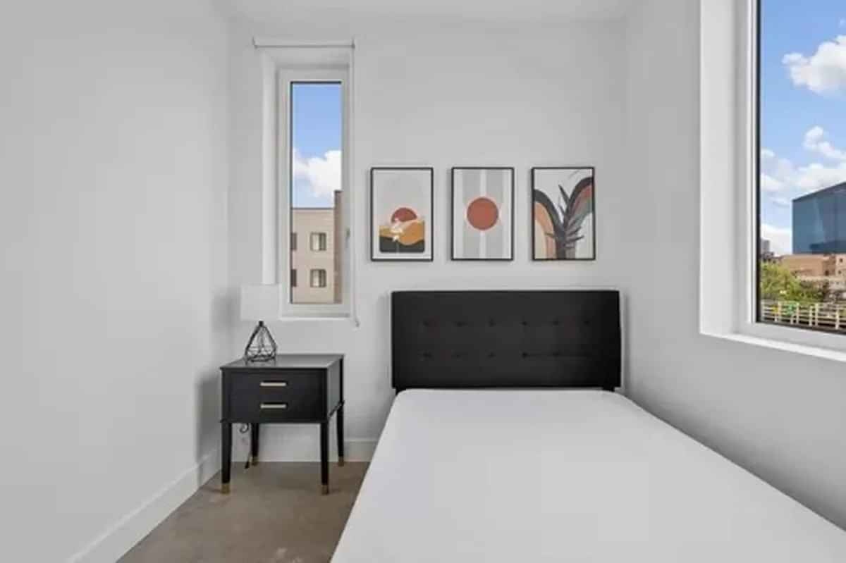 Prairie, Chicago - Chicago, Illinois, United States - Bedroom