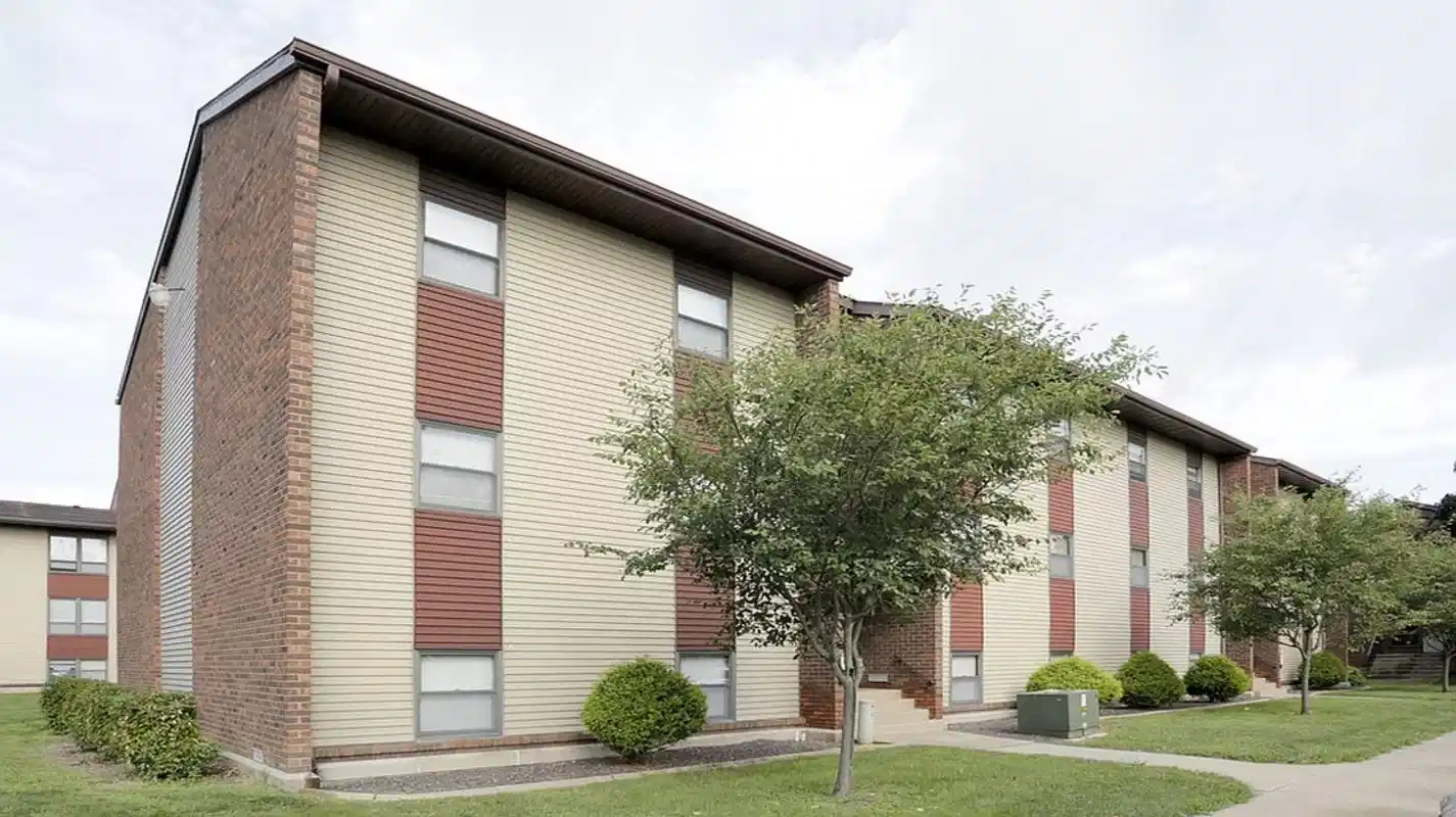 Cedar Point Apartments, Springfield - Springfield, Illinois, United States - Exterior