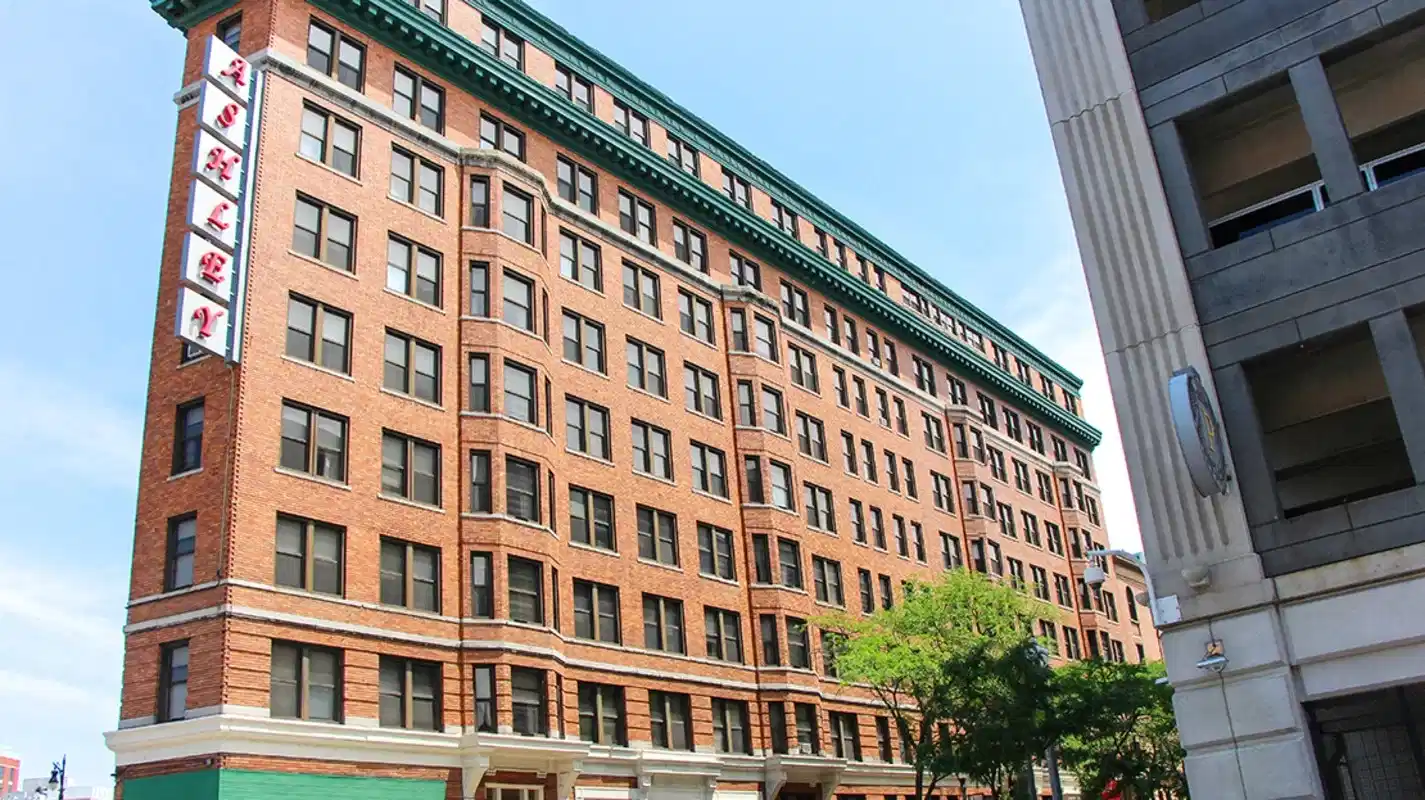 The Ashley Apartments, Detroit 5