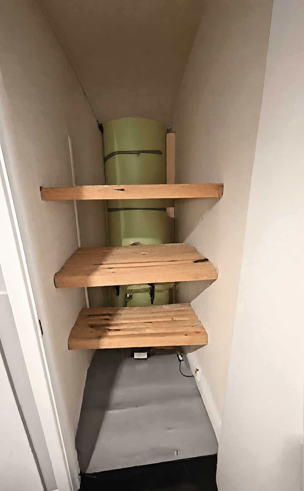Kitchen?w=400&h=260&fit=crop&q=40&auto=format&trim=auto