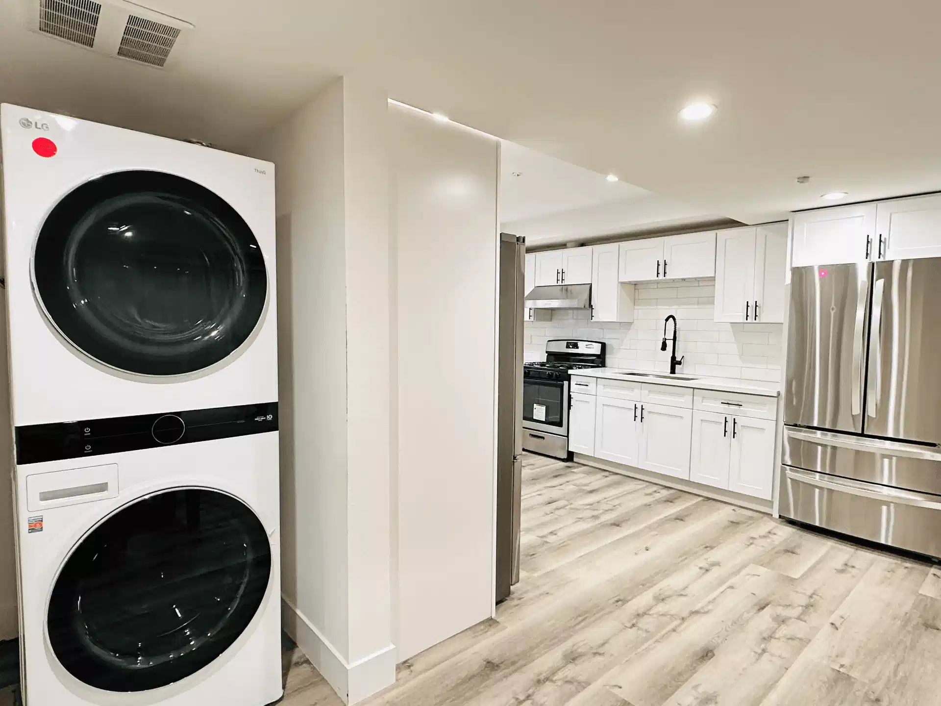 1530 W 37th St, Los Angeles - Los Angeles, California, United States - Amenities