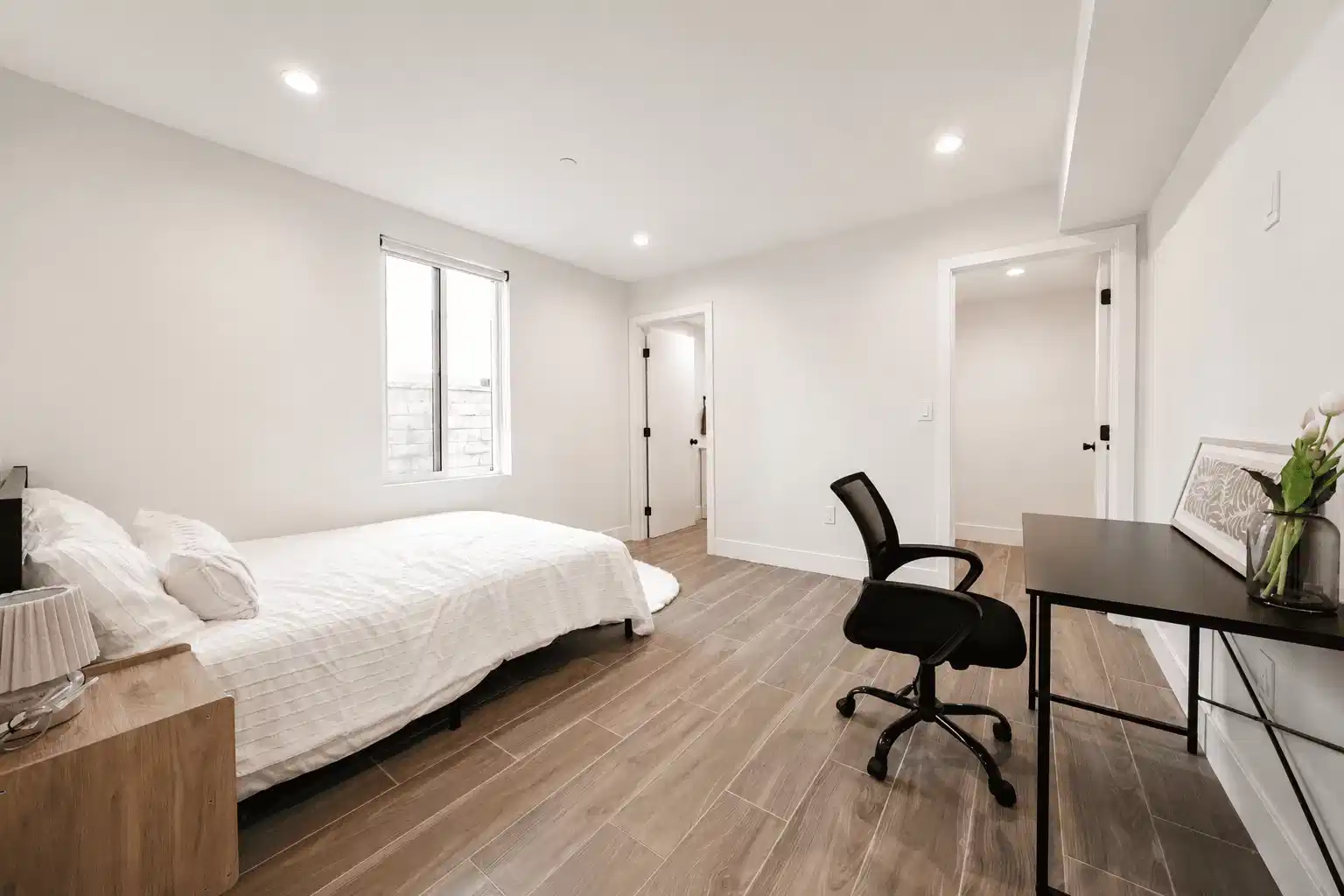 1167 W 37th Pl, Los Angeles - Los Angeles, California, United States - Bedroom