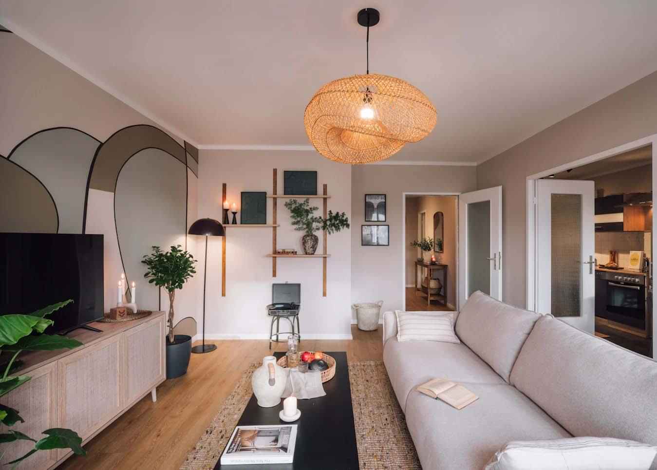 Alanis, Berlin - Berlin, Germany - Amenities