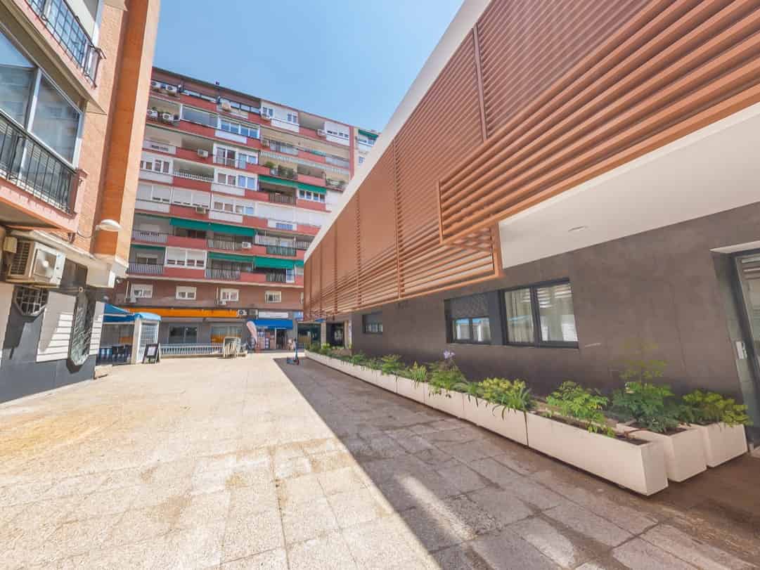 Yugo Nuevo Norte, Madrid - Madrid, Spain - Exterior