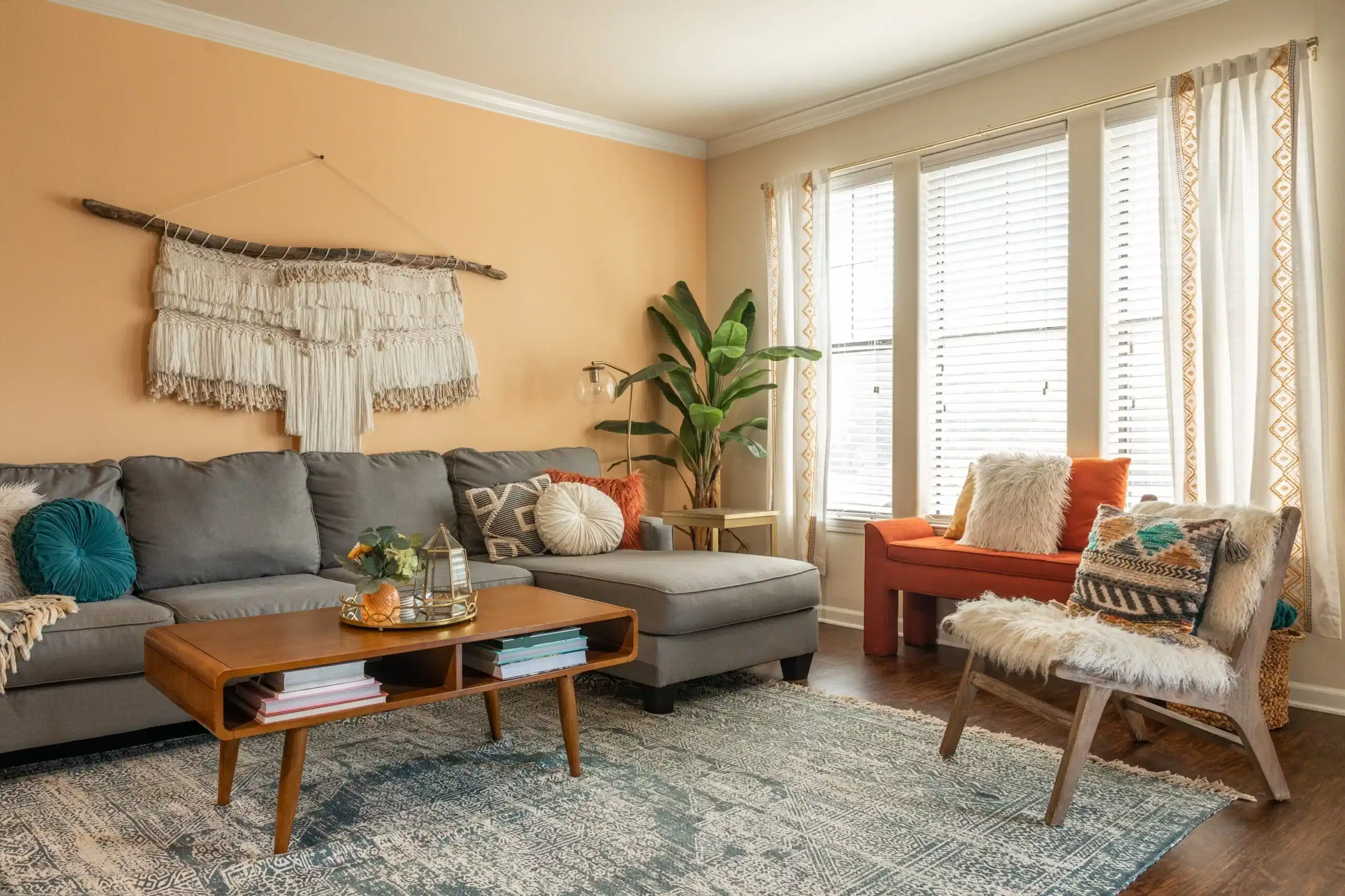 The Village, Dallas - Dallas, Texas, United States - Amenities