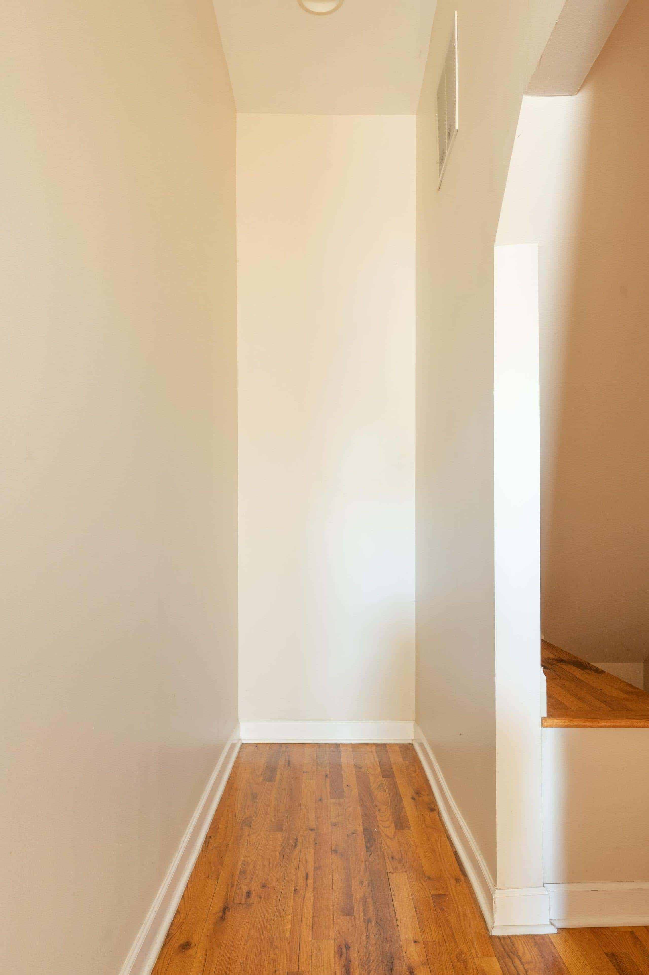 Common Area?w=400&h=260&fit=crop&q=40&auto=format&trim=auto