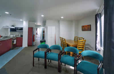 Luau Mount 3B, Auckland - Auckland, New Zealand - 5 Bedroom : 2 Bathroom - Amenities