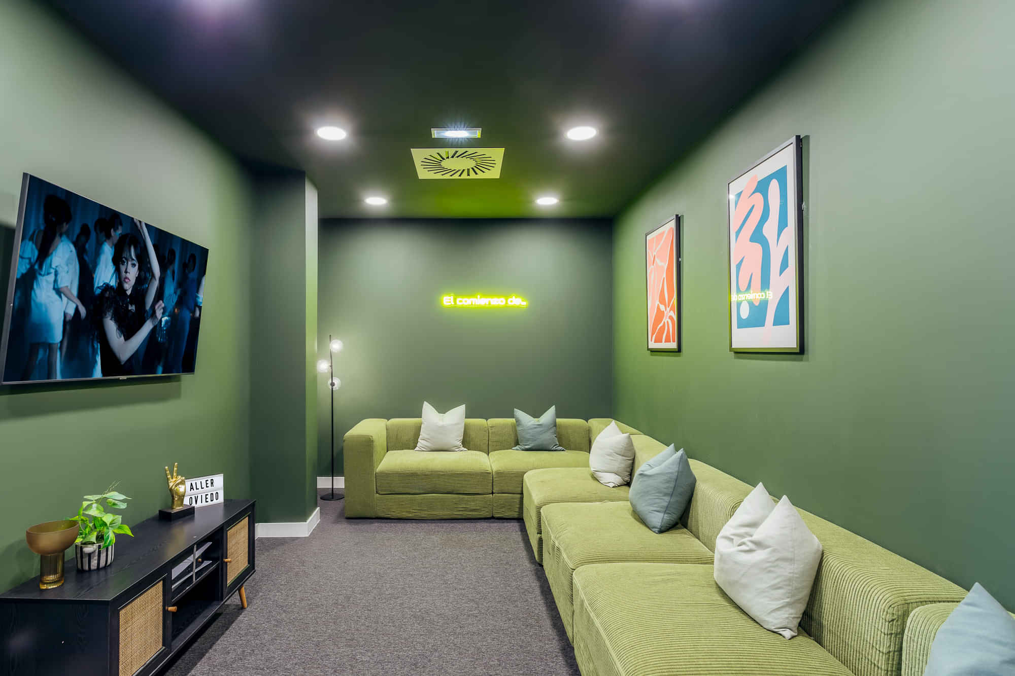 Aller, Oviedo - Oviedo, Asturias, Spain - Amenities