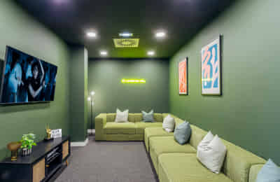 Aller, Oviedo - Oviedo, Asturias, Spain - Amenities