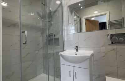 Northfield Avenue W5, London - London, England, United Kingdom - Self Contained Room - Bathroom
