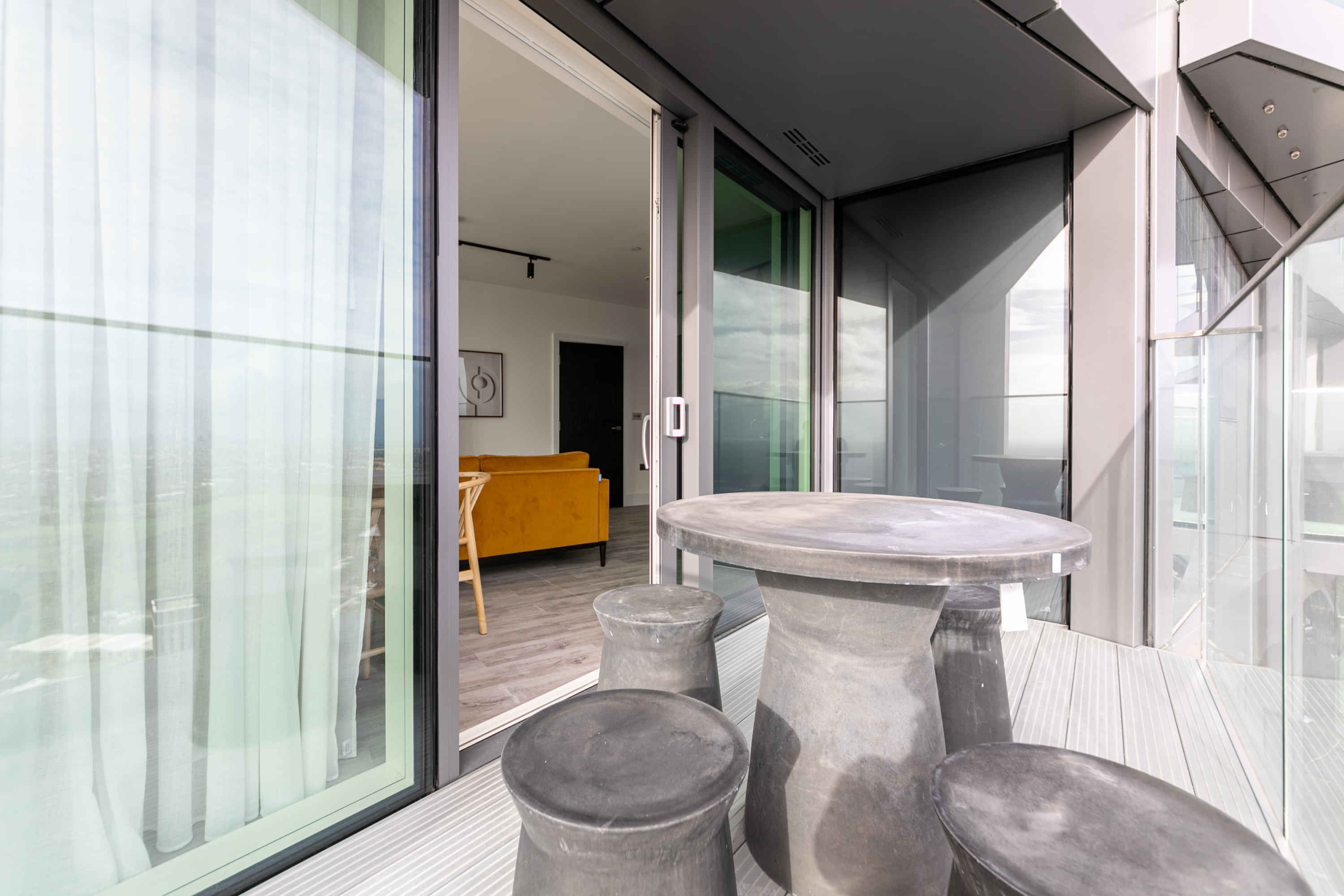 Victoria Road W3, London - London, England, United Kingdom - One Bedroom Apartment - Amenities