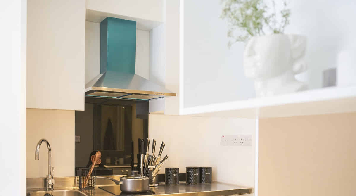 Very Large Deluxe Studio - Bedroom?w=400&h=260&fit=crop&q=40&auto=format&trim=auto