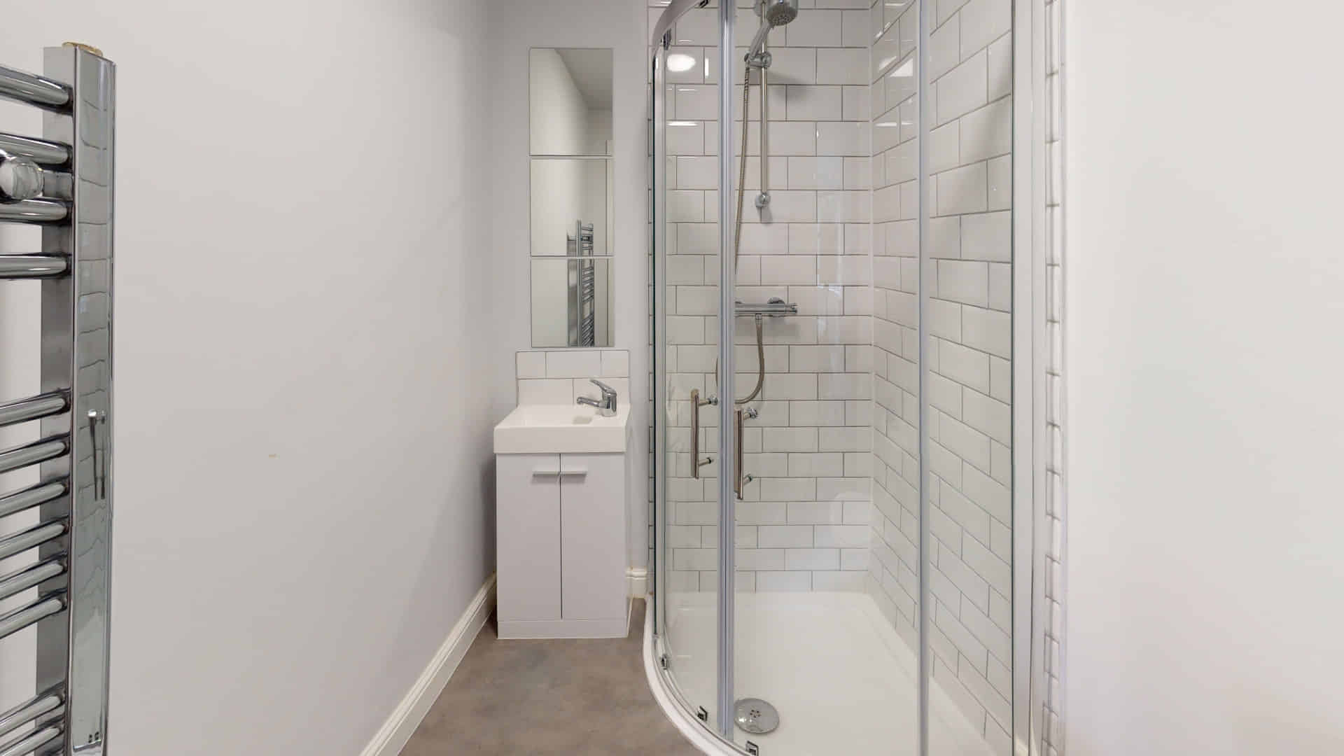 Fishponds Road BS16, Bristol - Bristol, England, United Kingdom - 4 Bedroom Apartment - Bathroom