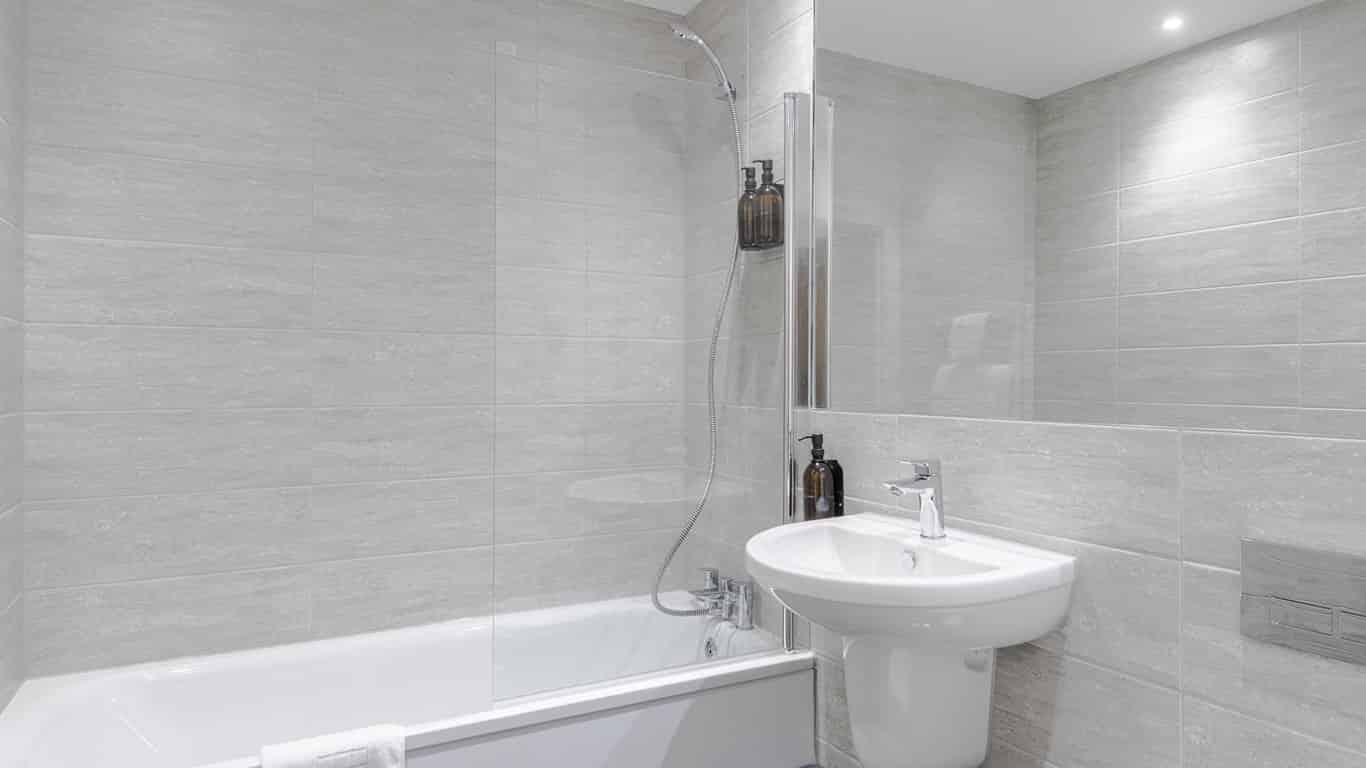 2 Bedroom Apartment - Bedroom?w=400&h=260&fit=crop&q=40&auto=format&trim=auto