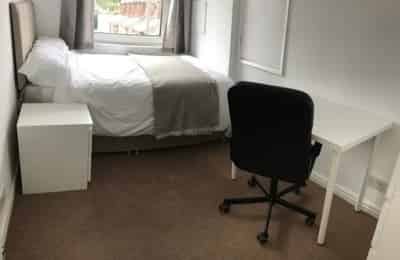 Victoria Street EX4, Exeter - Exeter, England, United Kingdom - 6 Bedroom Apartment - Bedroom