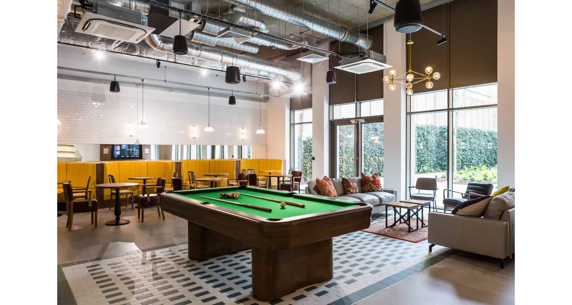 Westway W12, London - London, England, United Kingdom - Amenities