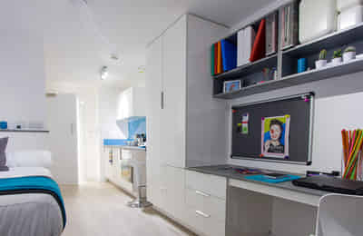 Bristol Road B29, Birmingham - Birmingham, England, United Kingdom - Ensuite 1 - Bedroom
