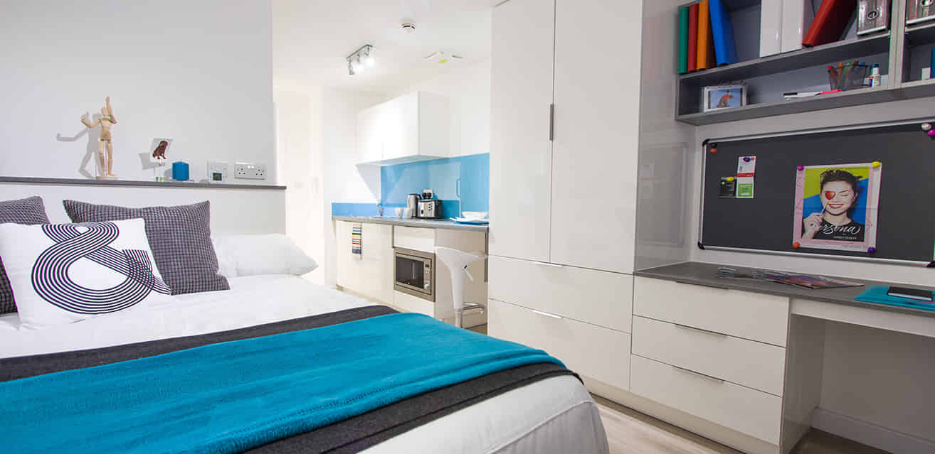 Bristol Road B29, Birmingham - Birmingham, England, United Kingdom - Ensuite 1 - Bedroom