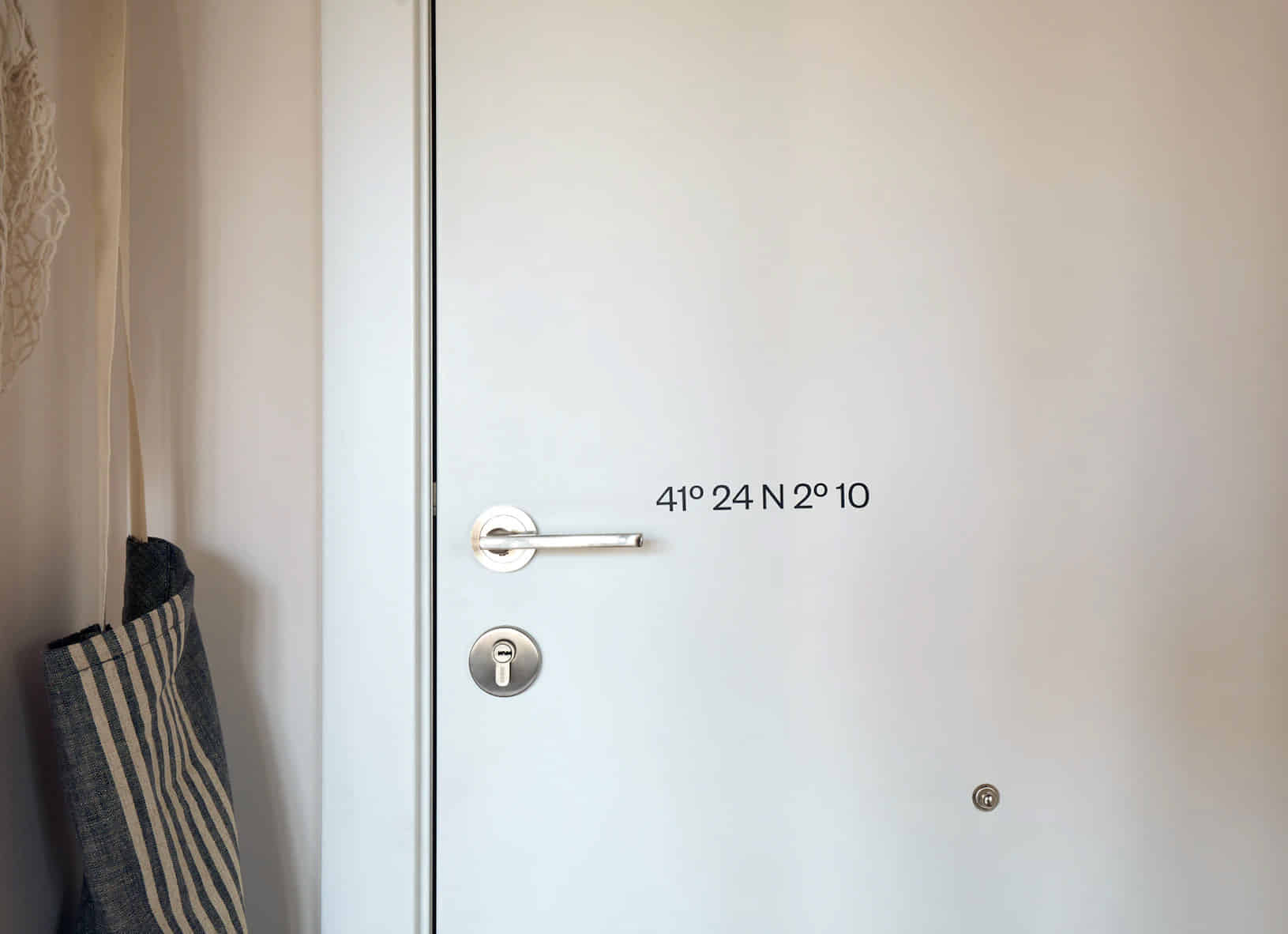 Common Area?w=400&h=260&fit=crop&q=40&auto=format&trim=auto