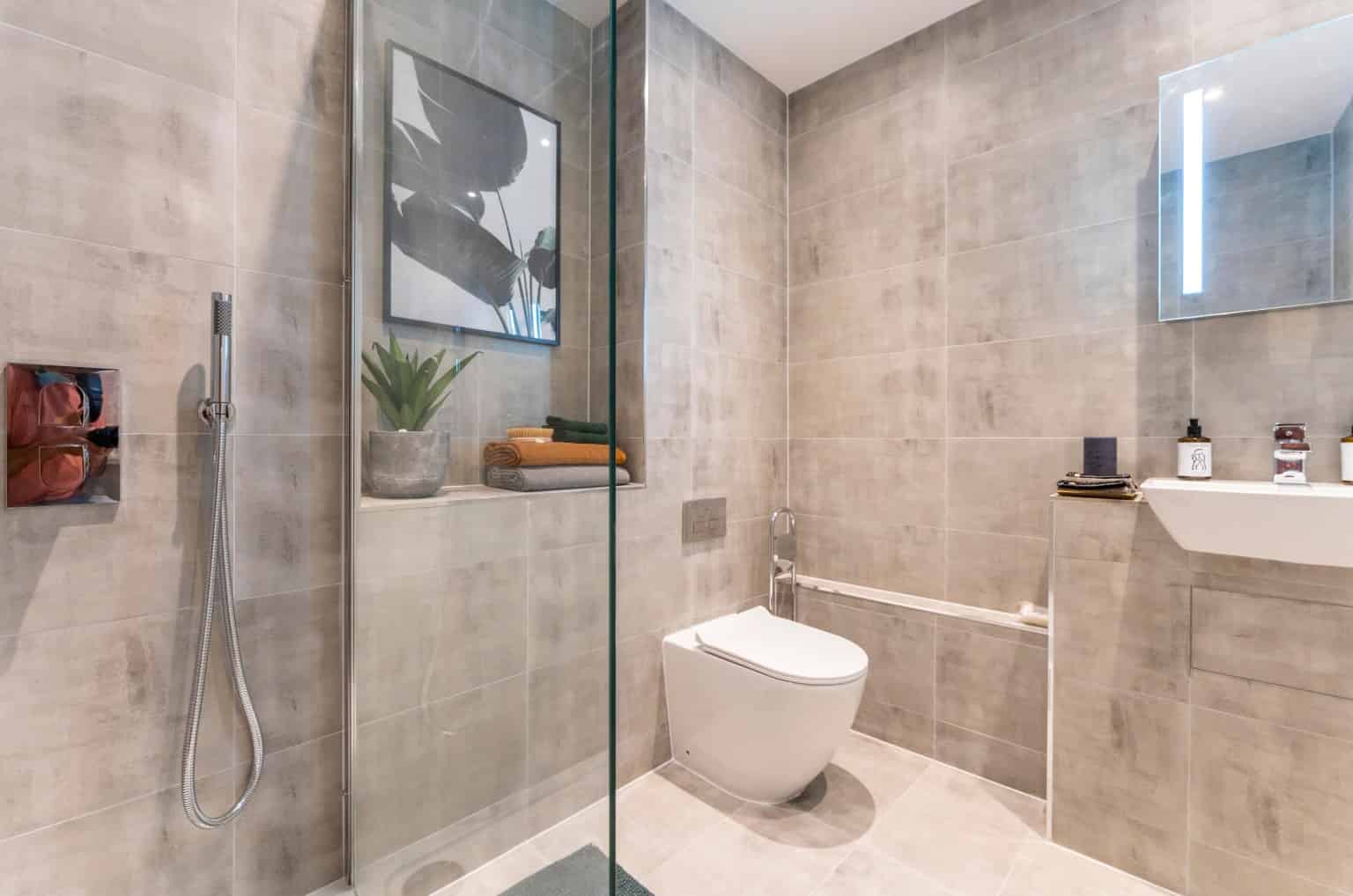 2 Bed 2 Bath Apartment - Common Area?w=400&h=260&fit=crop&q=40&auto=format&trim=auto