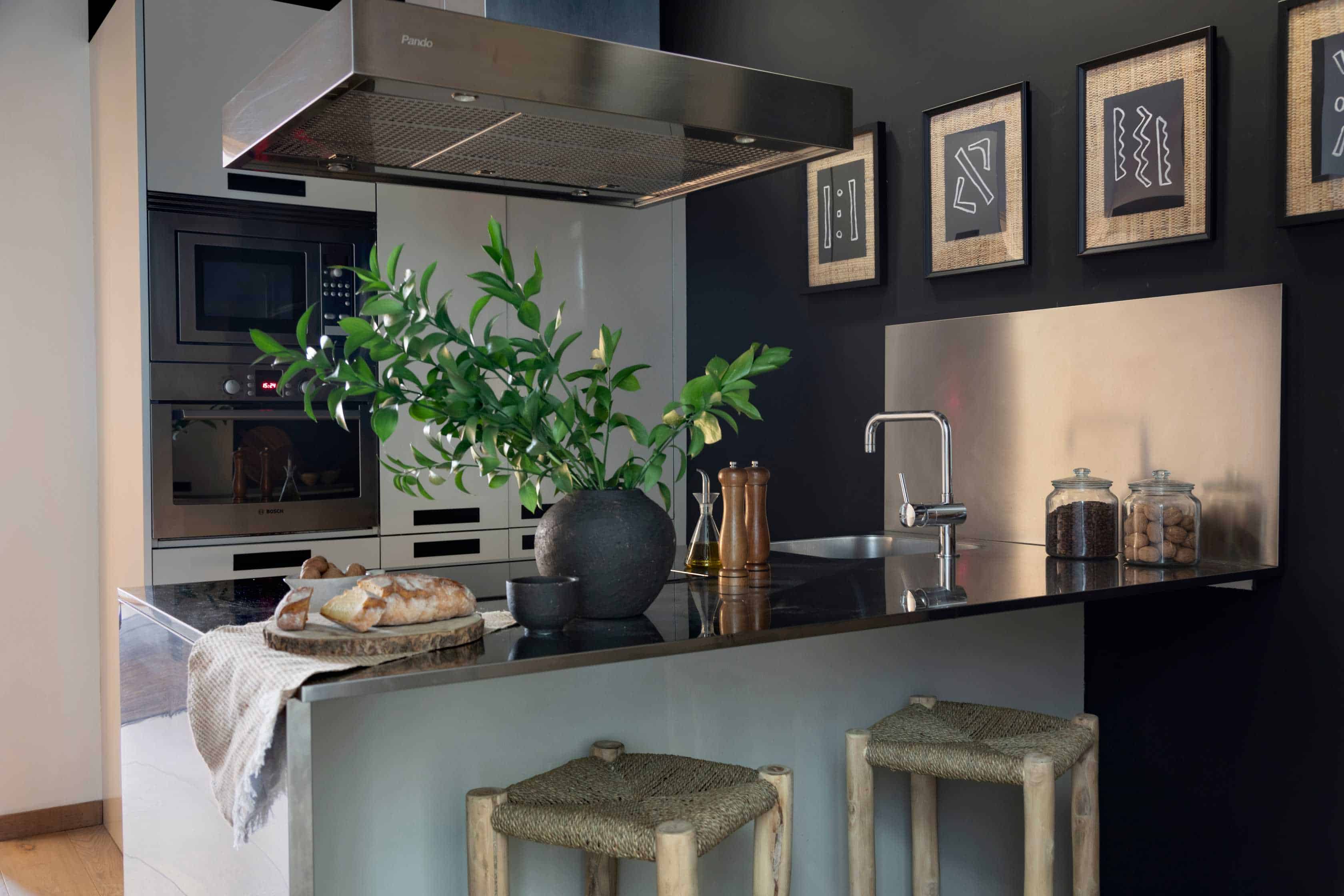 Amenities?w=400&h=260&fit=crop&q=40&auto=format&trim=auto