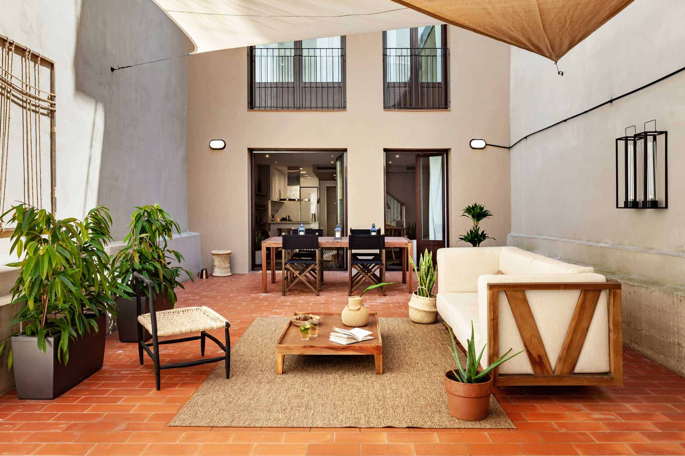 Chalby, Barcelona - Barcelona, Spain - Amenities