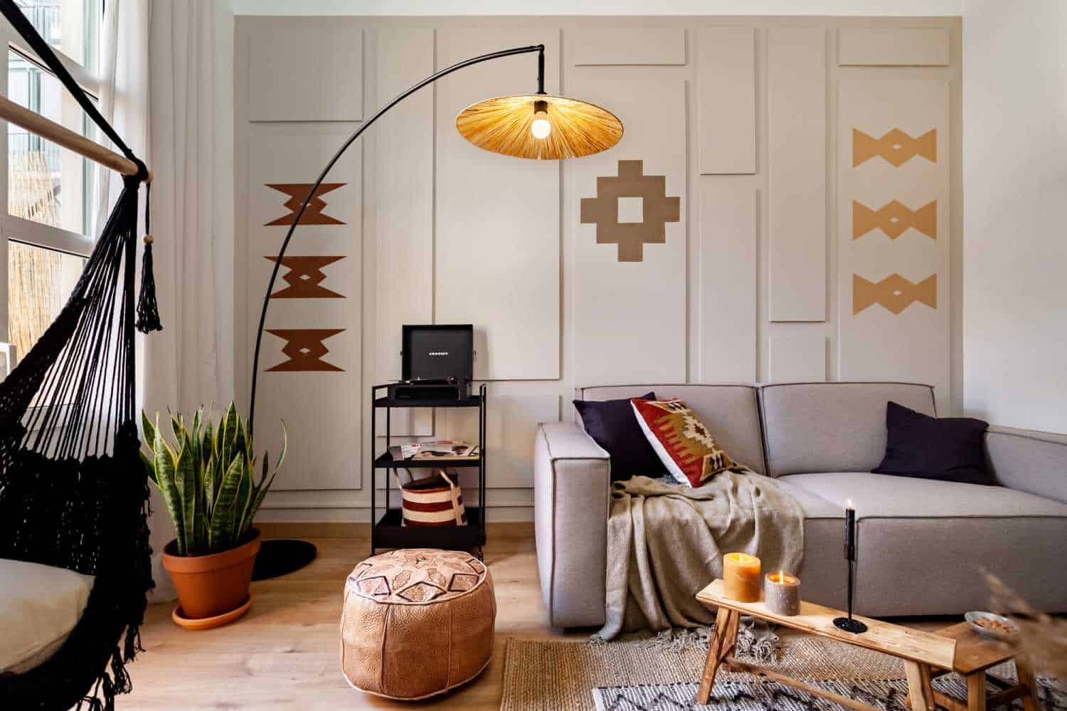 Bedroom?w=400&h=260&fit=crop&q=40&auto=format&trim=auto