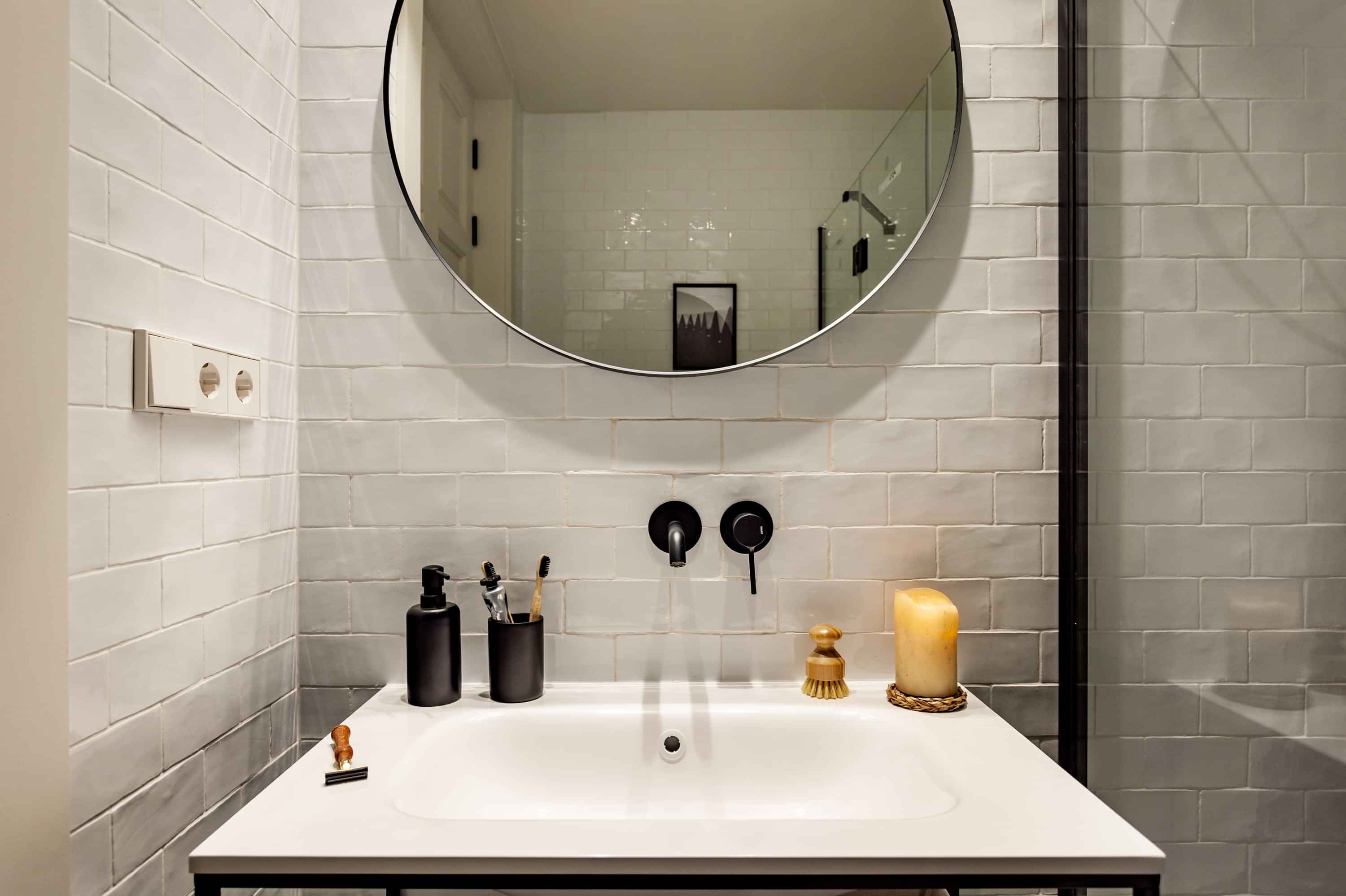 Kitchen?w=400&h=260&fit=crop&q=40&auto=format&trim=auto