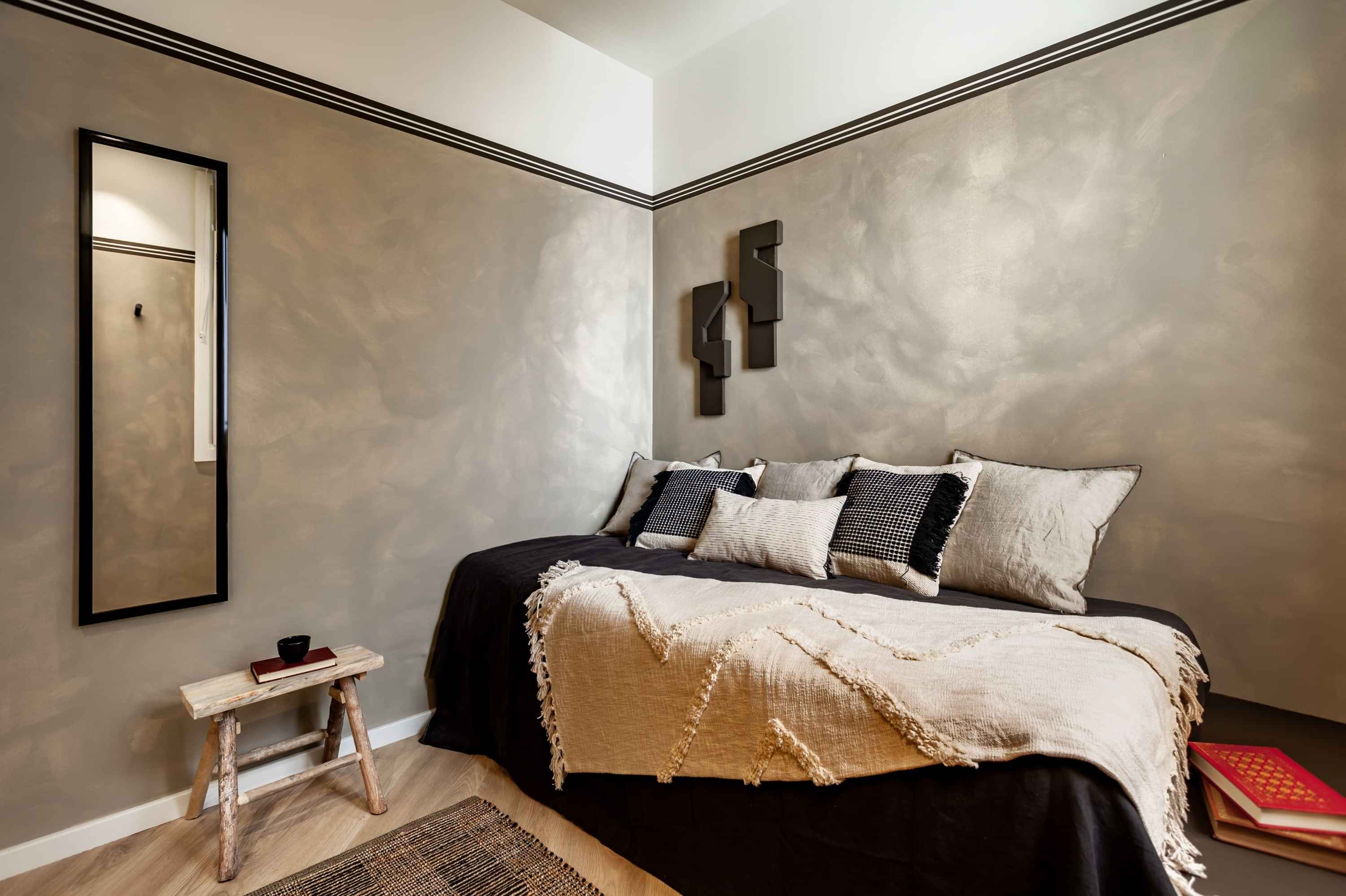 Common Area?w=400&h=260&fit=crop&q=40&auto=format&trim=auto