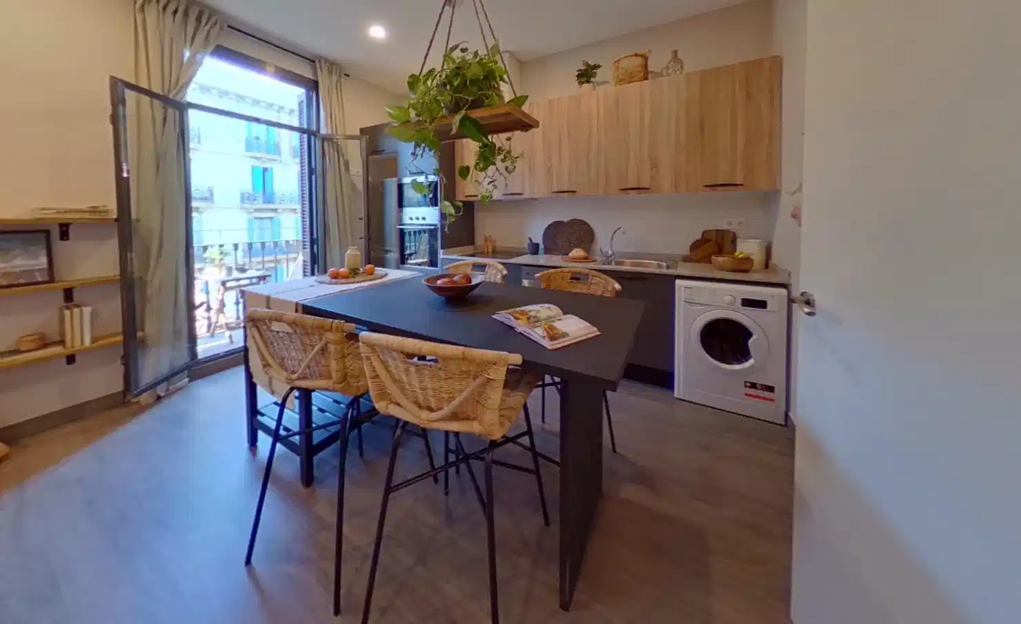 Common Area?w=400&h=260&fit=crop&q=40&auto=format&trim=auto