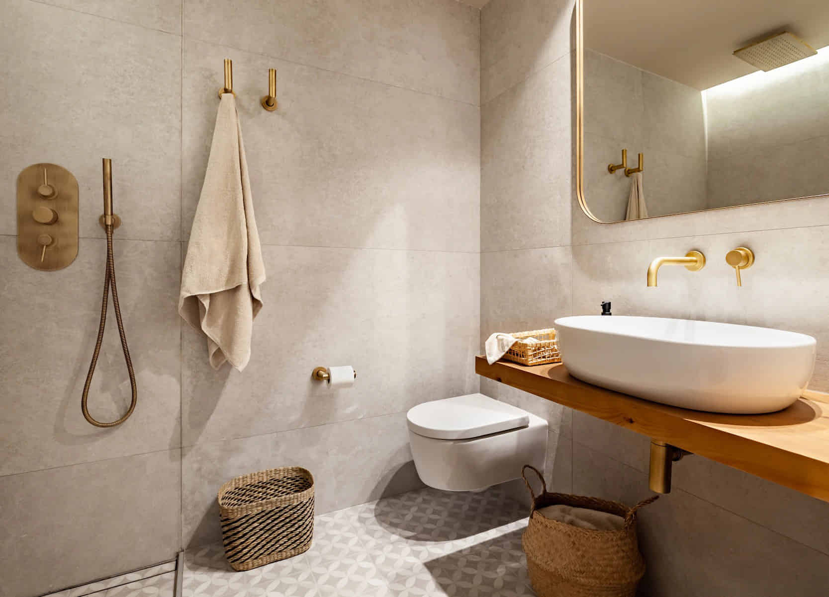 Common Area?w=400&h=260&fit=crop&q=40&auto=format&trim=auto