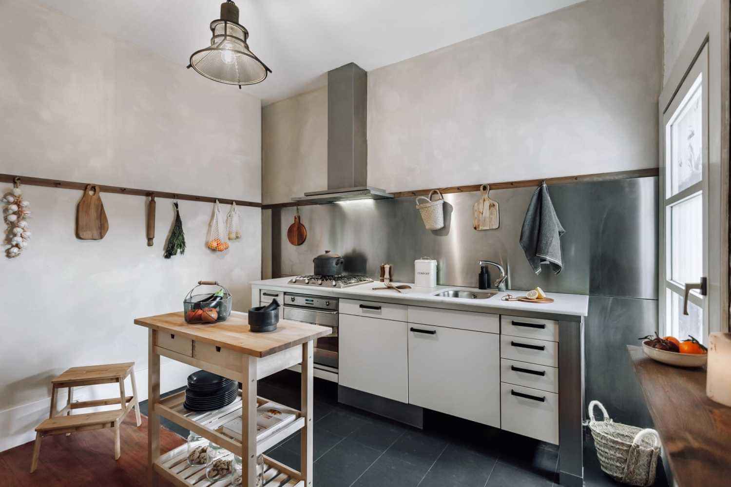 Zuheros, Barcelona - Barcelona, Spain - Kitchen