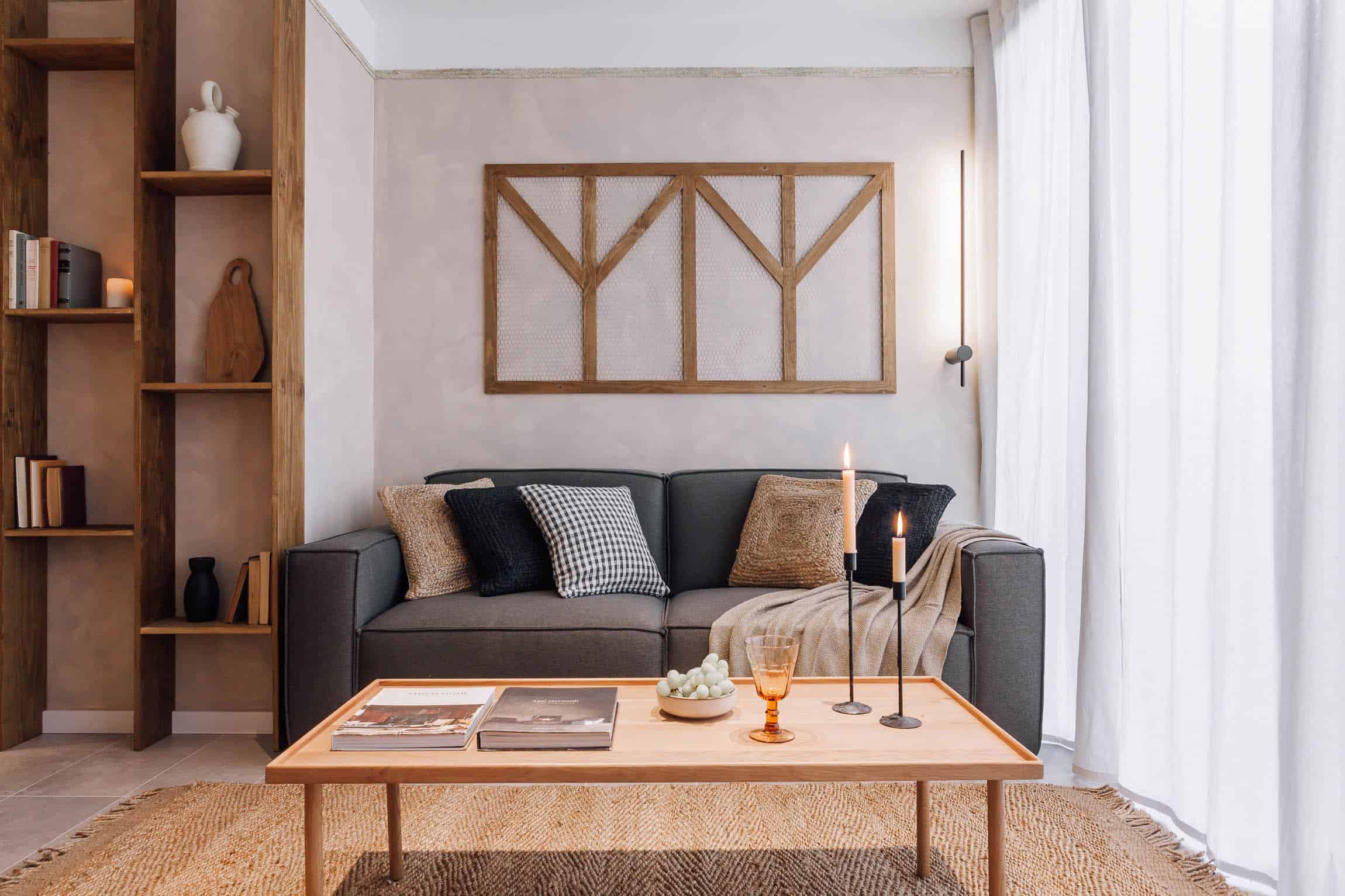 Bedroom?w=400&h=260&fit=crop&q=40&auto=format&trim=auto