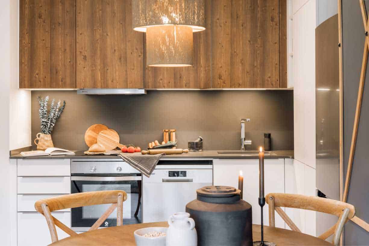 Common Area?w=400&h=260&fit=crop&q=40&auto=format&trim=auto