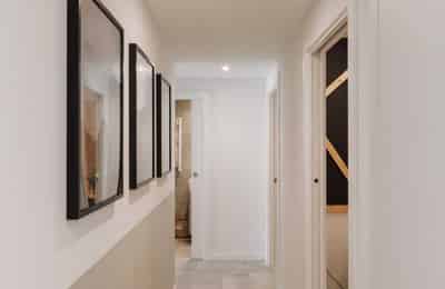 Amenities?w=400&h=260&fit=crop&q=40&auto=format&trim=auto