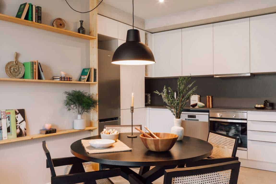 Common Area?w=400&h=260&fit=crop&q=40&auto=format&trim=auto