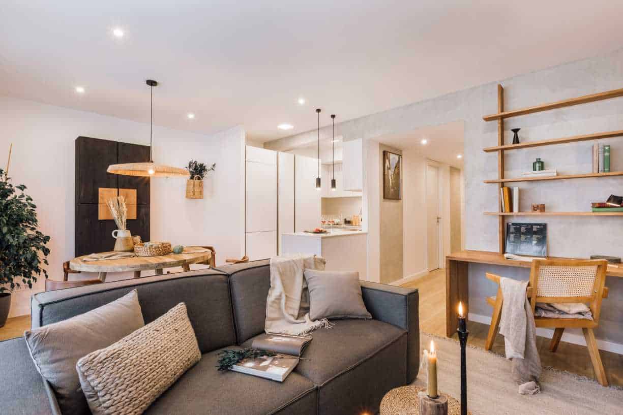 Common Area?w=400&h=260&fit=crop&q=40&auto=format&trim=auto